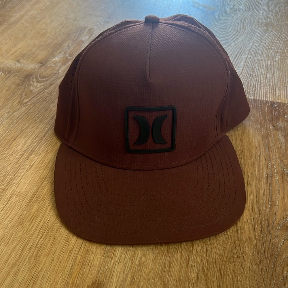 Hurley Phantom Hat